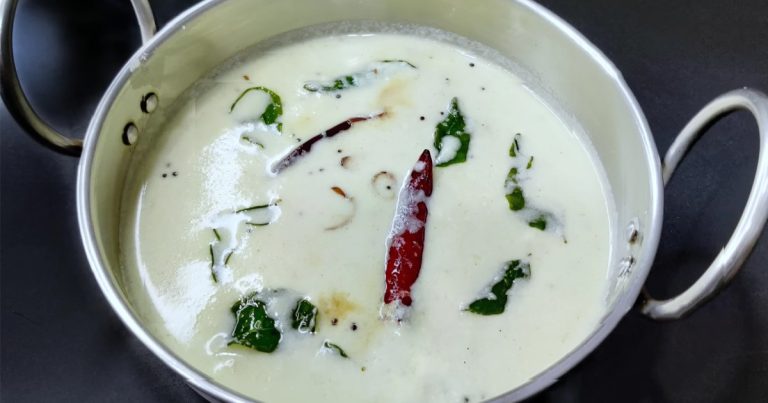 Kerala Style Easy White Coconut Chutney recipe
