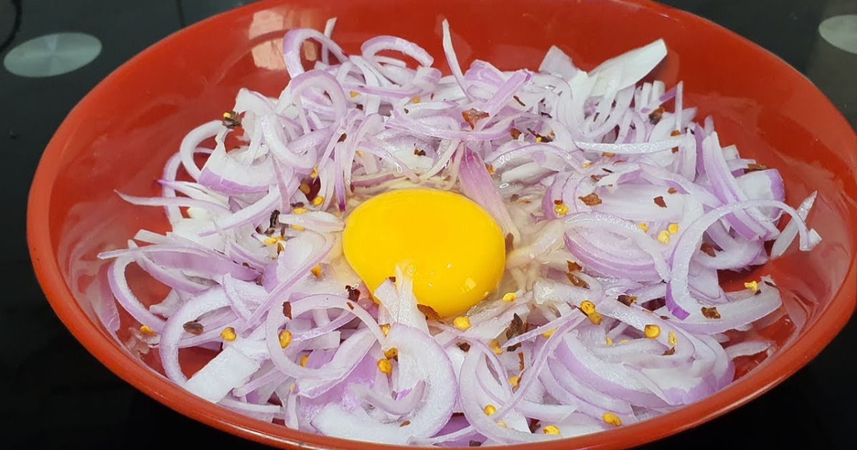 Tasty Onion Egg Snack Recipe