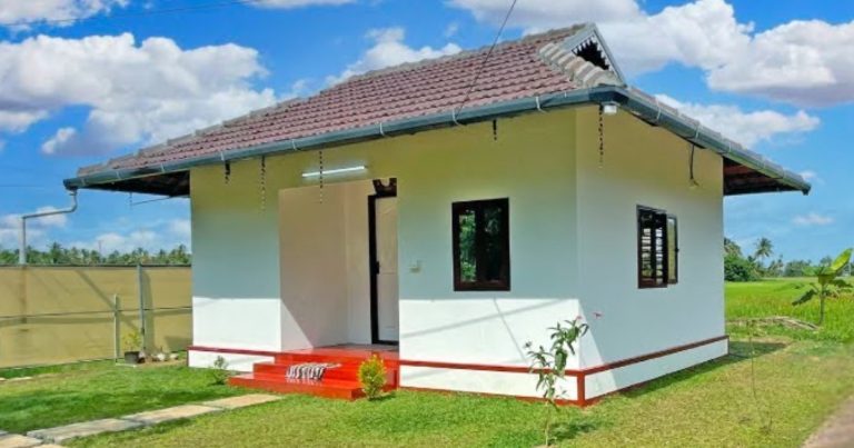 3 lakhs low budget 300 squft home plan