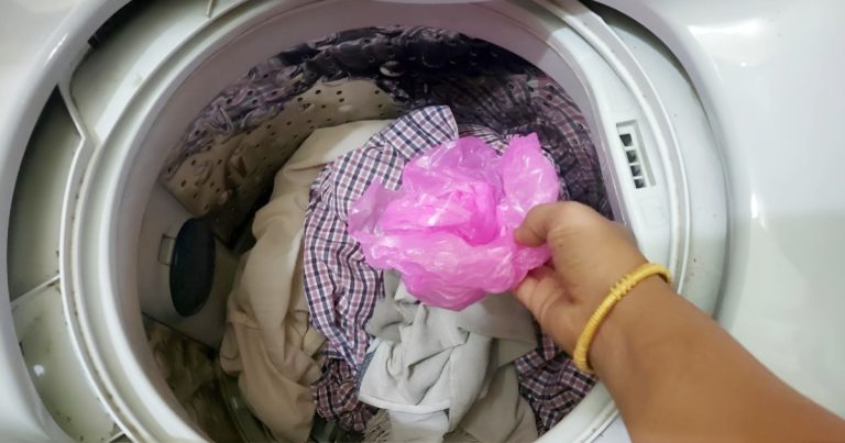 Plastic cover in washing machine