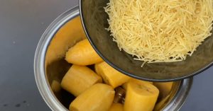 Quick Banana And Vermicelli Snack